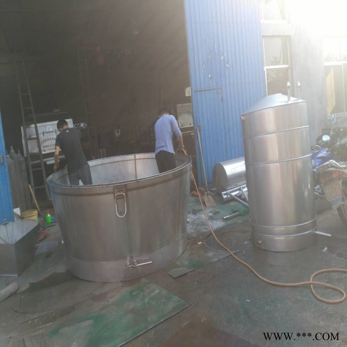 湖南白酒蒸酒设备价格 304不锈钢蒸酒设备厂家 小型家用蒸酒设备图片图1