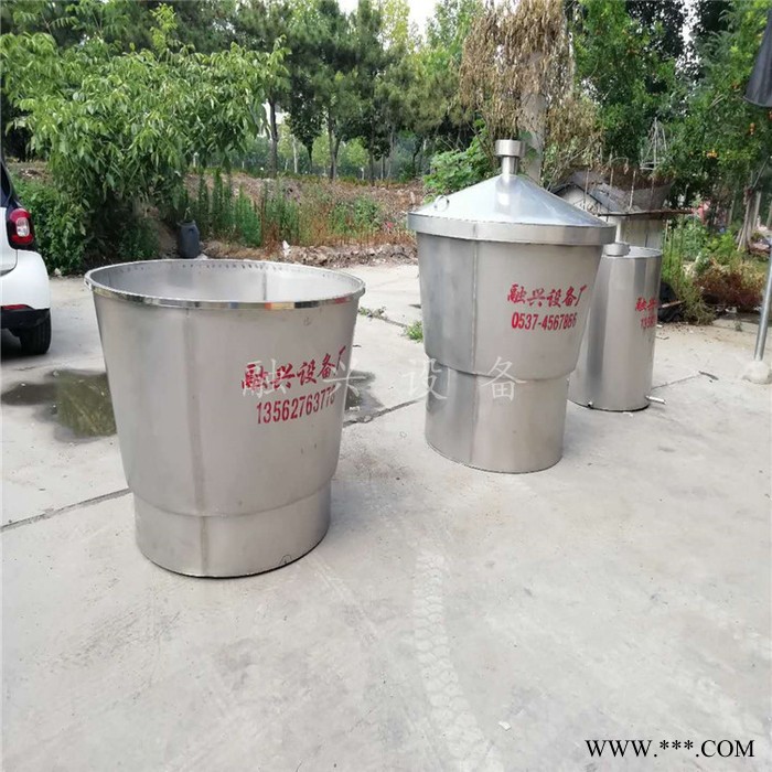 喀什白酒设备 酒厂设备 融兴造酒设备 白酒蒸馏器 扬茬机销售价格 造酒机图5