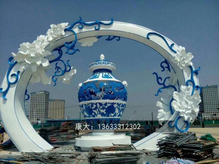 四川康大雕塑 铁艺复古红葡萄酒瓶模型 个性酒吧酒庄大型装饰摆件图6
