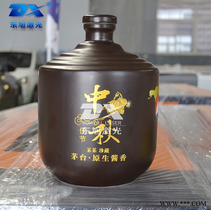 供应DX-969酒坛激光雕刻机竹筒酒瓶白酒酒瓶白酒竹筒酒雕刻机图2