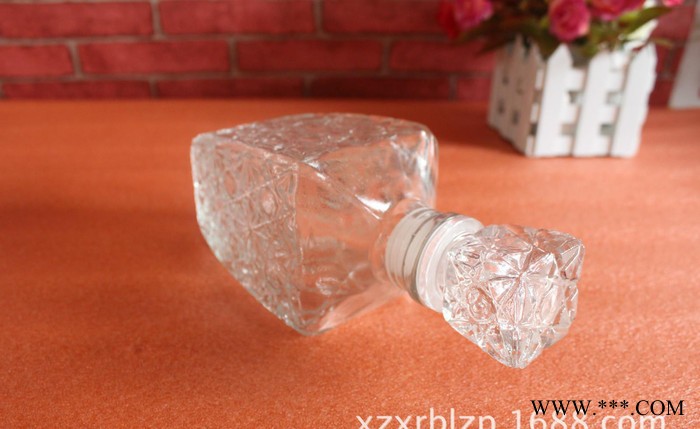 500ml 钻石酒瓶 方钻酒瓶 自酿葡萄酒保鲜玻璃瓶图2
