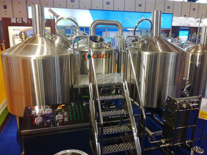 山东中德1000L 大型酿酒设备 中小型酒厂设备 精酿啤酒设备