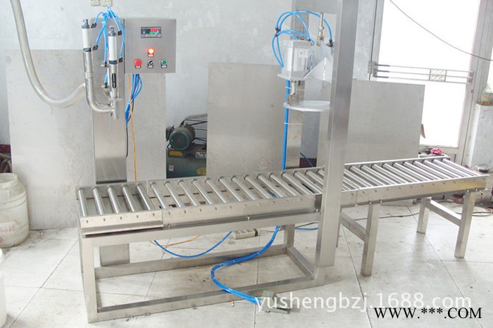 叶面肥称重灌装机果汁白酒液体大桶灌装机20公斤称重液体灌装机图2