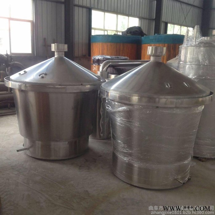 南京酿白酒设备 1000斤大型酒厂 白酒酿酒设备 不锈钢储存罐图1