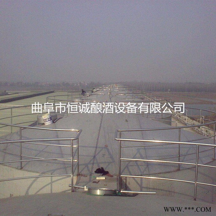 恒诚 酿酒设备  1吨立式发酵罐储酒罐 酒罐价格 ,酒罐厂家 不锈钢储酒罐 果酒发酵罐 价格面仪图2