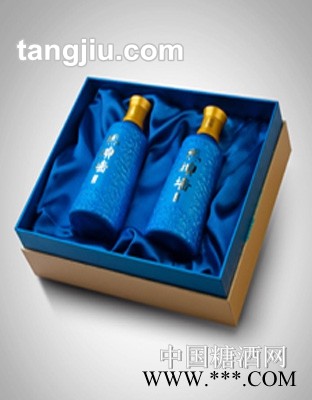 马头墙黄酒礼盒玉品图1