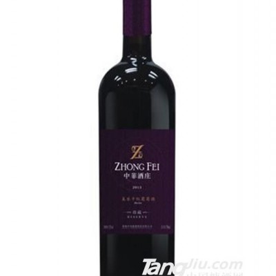 珍藏美乐干红葡萄酒