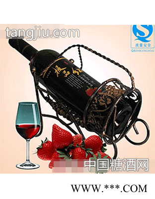 草莓酒图1