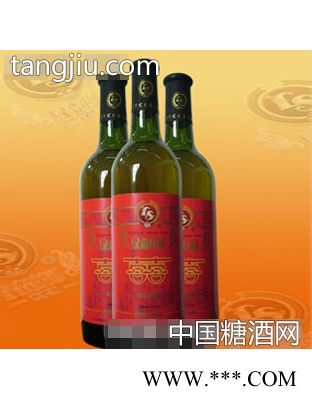 双喜枇杷酒图1