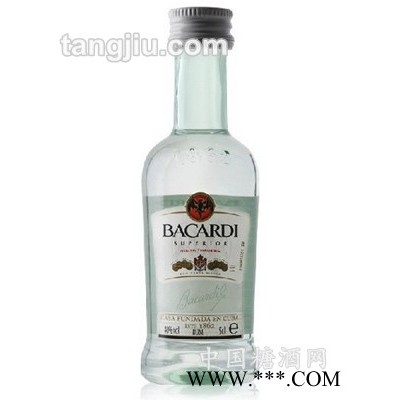 百加得白朗姆酒