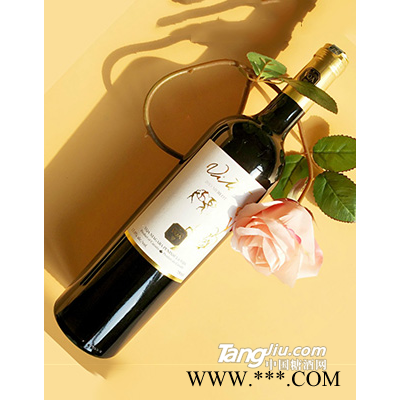 薇塔美乐半干红葡萄酒