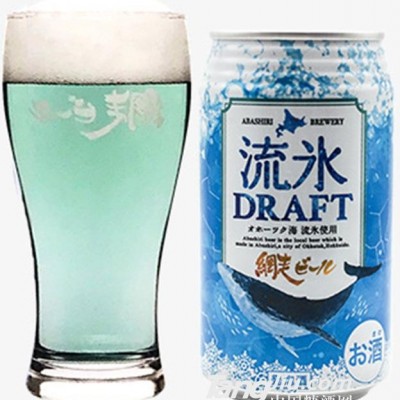 纲走蓝色啤酒听装