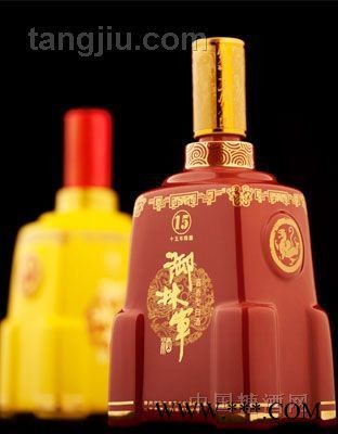 御林军陶瓷酒瓶图1