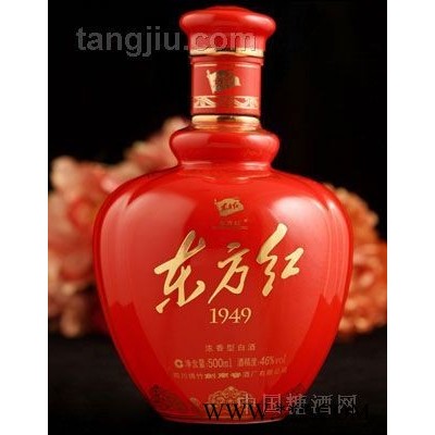 东方红陶瓷酒瓶