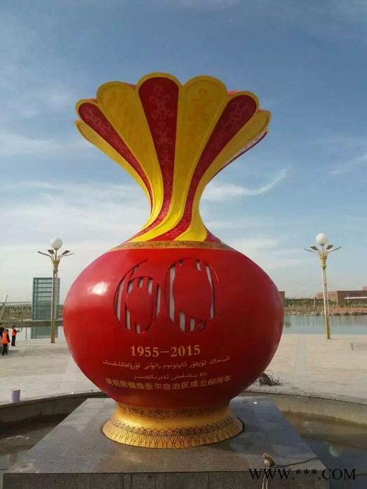 河北康大雕塑定制 仿真红酒瓶雕塑 玻璃钢酒杯酒瓶造型摆件图7
