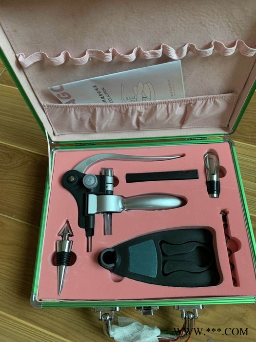 兔型酒具多功能开瓶器红酒开瓶器套装金属开瓶器套装海马刀图5
