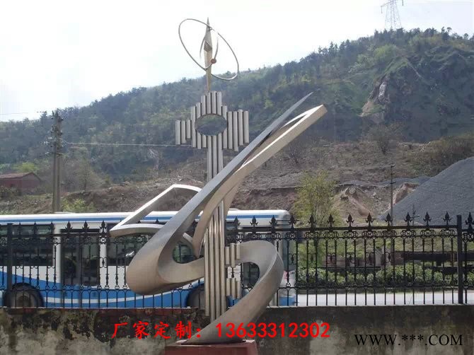 山东康大雕塑 不锈钢啤酒雕塑  不锈钢园林雕塑   不锈钢景观雕塑企业图4