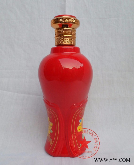亨泰 玻璃酒瓶红色喜宴用酒可设计烤花仿陶瓷白酒瓶500ml 高白料玻璃酒瓶