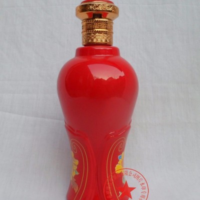 亨泰 玻璃酒瓶红色喜宴用酒可设计烤花仿陶瓷白酒瓶500ml 高白料玻璃酒瓶