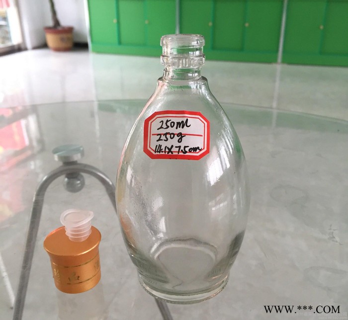 销售各款玻璃瓶 蜂蜜瓶 酱菜瓶**圆大肚 250ml白酒瓶图3