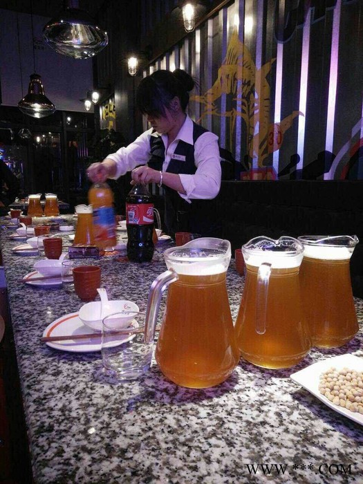 供应云南昆明史密力维精酿啤酒设备啤酒设备，所产啤酒口感醇厚，泡沫细腻洁白，挂杯持久图8