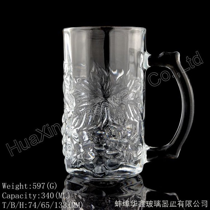 现代工艺艺术葡萄玻璃浮雕啤酒把杯 时尚创意玻璃扎啤杯酒吧专用图1