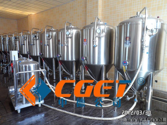 供应500L酒店自酿啤酒设备-山东中德0534-5022136图6