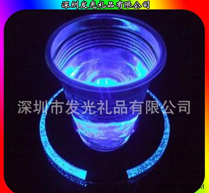 七彩发光杯垫 闪光啤酒杯垫 LED感应杯垫 发光礼品图2