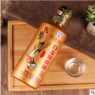 现货直供 白金窖龄酒浓香型高度白酒52度粮食酒500ml白酒批发图2