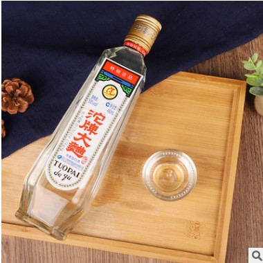 厂家直供沱牌大麯浓香型白酒50度粮食酒现货批发量大优 2013年产图1