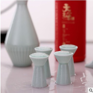 批发粮食白酒 6年基酒15年老酒迎宾内供酒 礼盒装送礼酱香白酒图2