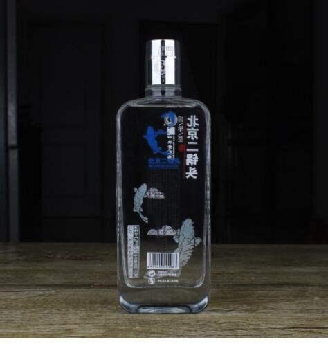 北京二锅头 永丰银鱼 水晶瓶 42度清香型白酒 500ml*12整箱批发图3