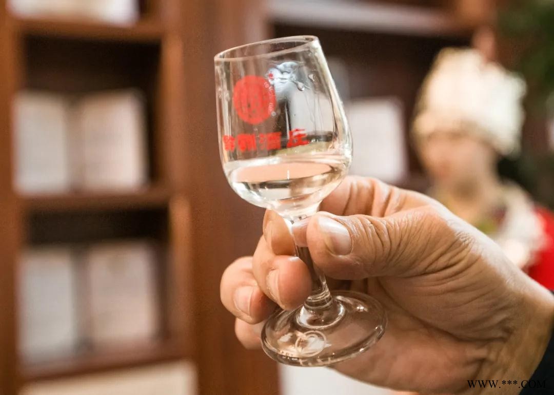 酱香型白酒招商加盟怎么找酒厂图2