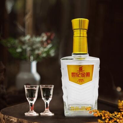 甘肃名酒46世纪金徽精品四星浓香型纯粮白酒整箱批发500ml*4图3