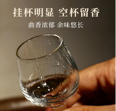 42度浓香型白酒 不老潭新品柔和酒500ml礼盒装高粱酒酒厂批发定制图2