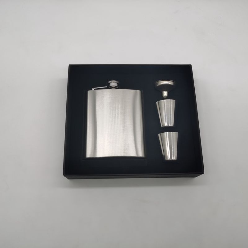 亚马逊外贸热销 6oz/7oz/8oz不锈钢酒壶套装白酒瓶套装配酒杯漏斗图2